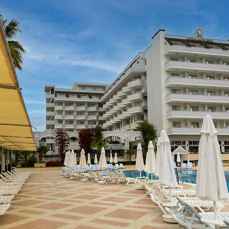 Holiday Garden Resort โอคูร์จาลาร์ ภายนอก รูปภาพ