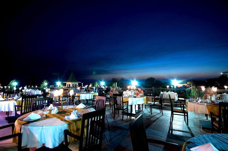 Holiday Garden Resort โอคูร์จาลาร์ ภายนอก รูปภาพ