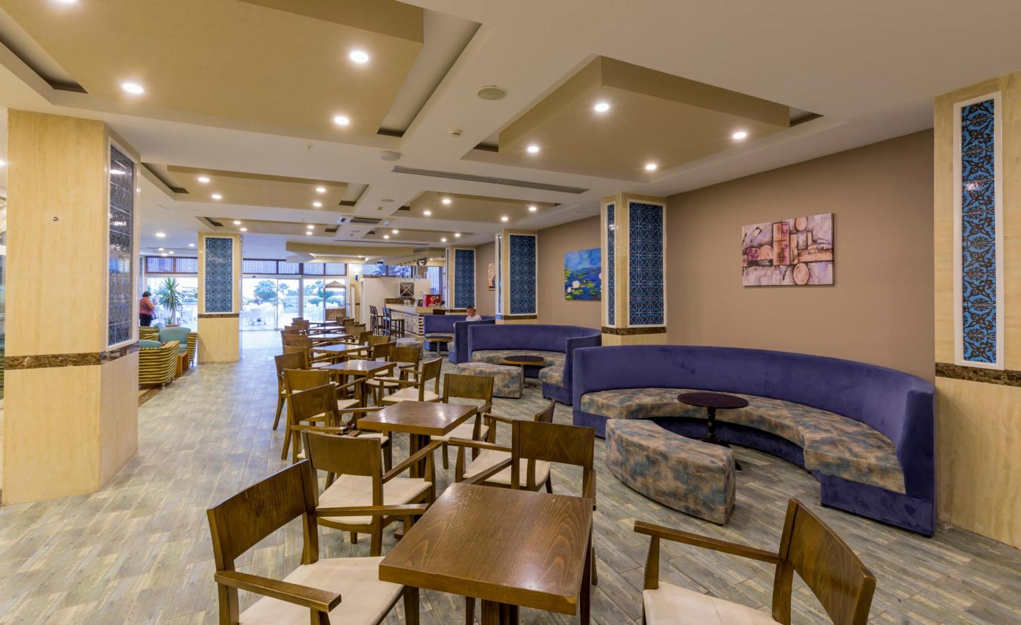Holiday Garden Resort โอคูร์จาลาร์ ภายนอก รูปภาพ
