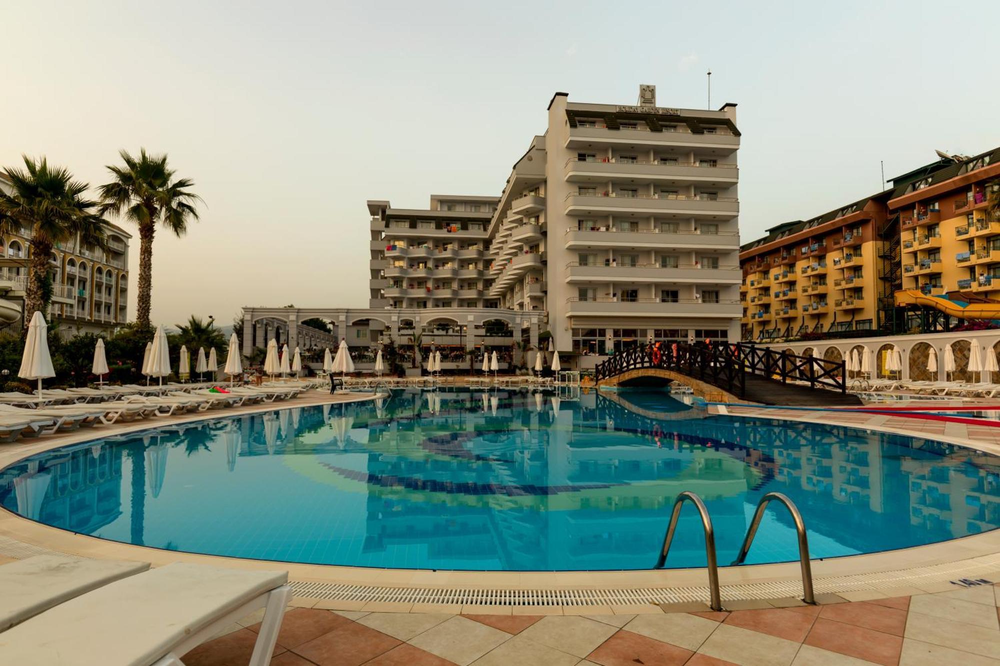 Holiday Garden Resort โอคูร์จาลาร์ ภายนอก รูปภาพ