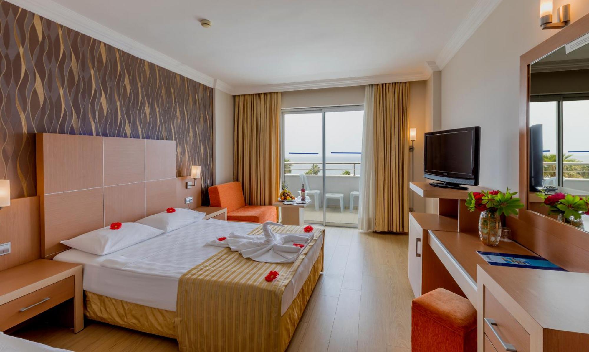 Holiday Garden Resort โอคูร์จาลาร์ ภายนอก รูปภาพ