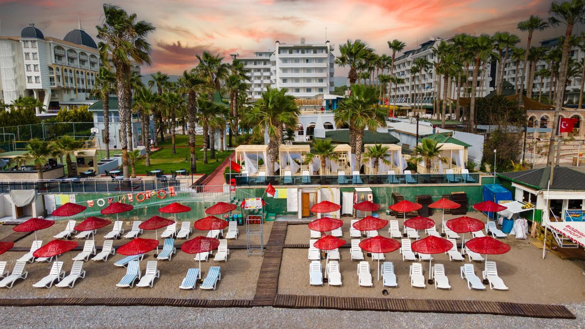Holiday Garden Resort โอคูร์จาลาร์ ภายนอก รูปภาพ