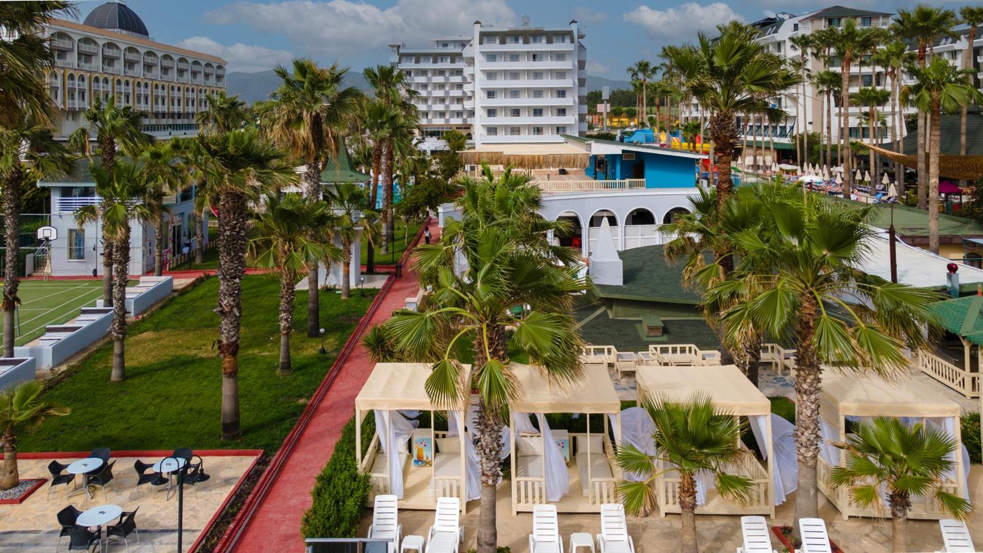 Holiday Garden Resort โอคูร์จาลาร์ ภายนอก รูปภาพ